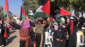 إصابة عشرات الفلسطينيين خلال تفريق جيش الاحتلال مهرجان ضد التطبيع