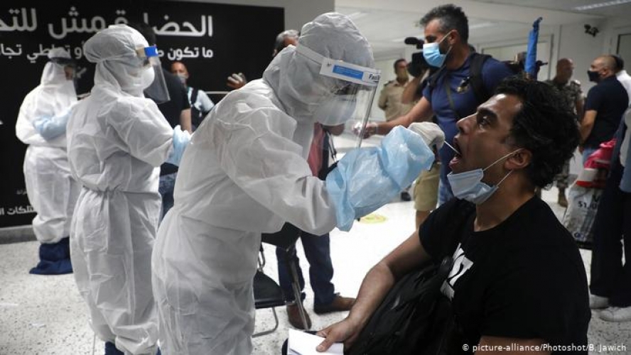 ارتفاع قياسي بعدد الاصابات اليومية بفيروس كورونا في لبنان و الأردن