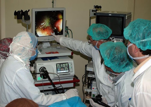 أجهزة حديثة لمشفى أباظة في القنيطرة لتجهيز الشعبة العينية