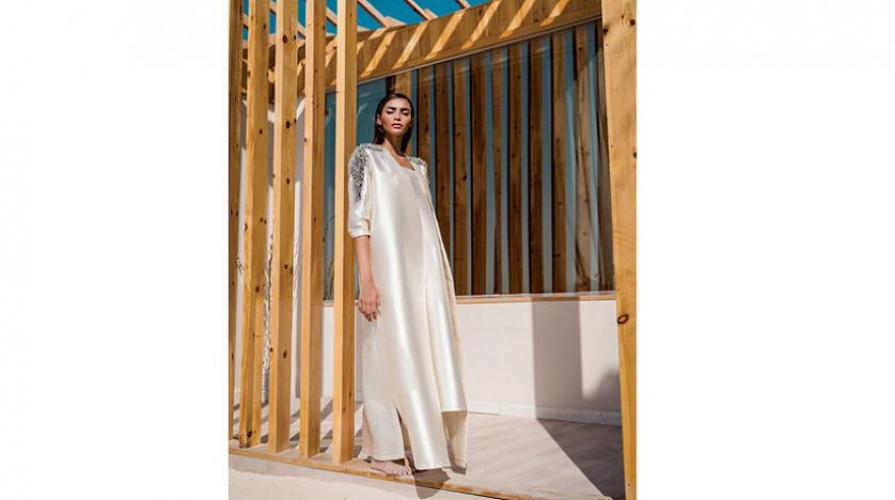 لأول مرة في السعودية عرض أزياء في مكان مفتوح على شاطئ البحر الأحمر