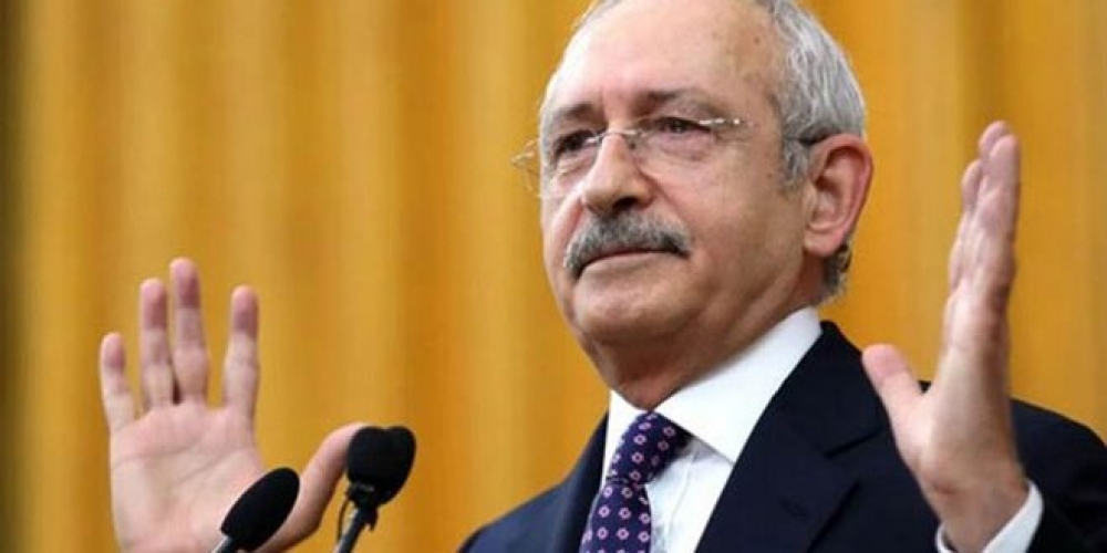 أوغلو لـ أردوغان: إذا كنت جاداً بتهديدك لفرنسا أغلق مصانع رينو في تركيا