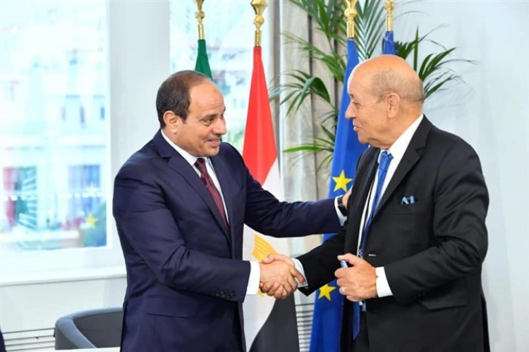 شيخ الأزهر يدين إساءة فرنسا للنبي محمد، ويرفض مصطلح 
