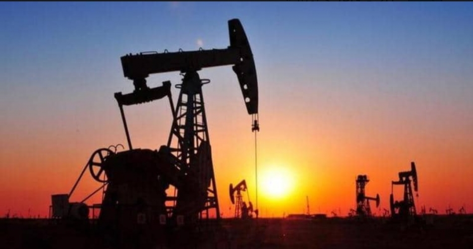 أسعار النفط تقفز 6 بالمئة وسط احتمال تعديل اتفاق 