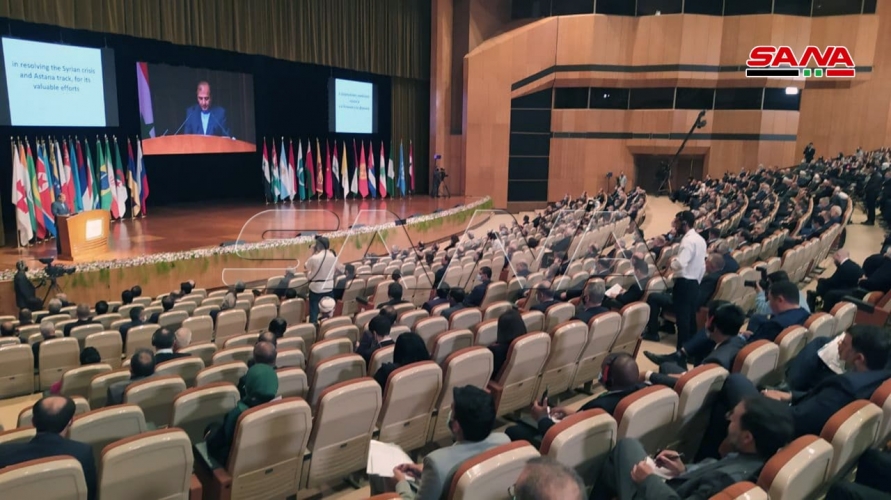 إلقاء كلمة وزيرا خارجية لبنان وإيران في افتتاح مؤتمر اللاجئين.