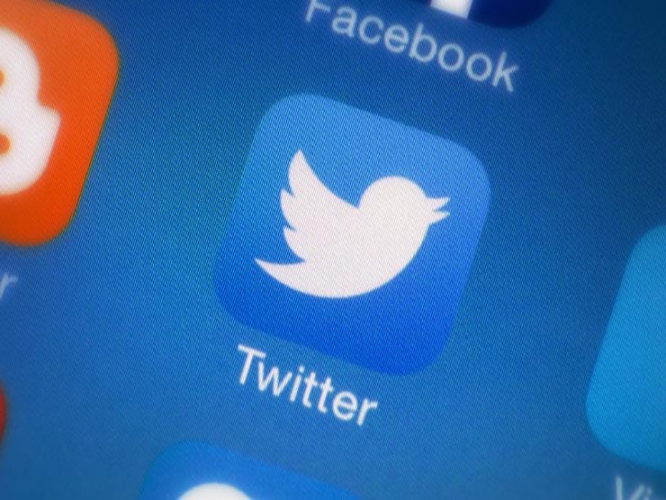 تويتر يكتشف ثغرة أمنية تهدد خصوصية المستخدمين.