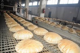 لتخفيف الضغط على الأفران.. سيارات جوالة لتوزيع الخبز في عدد من أحياء دمشق