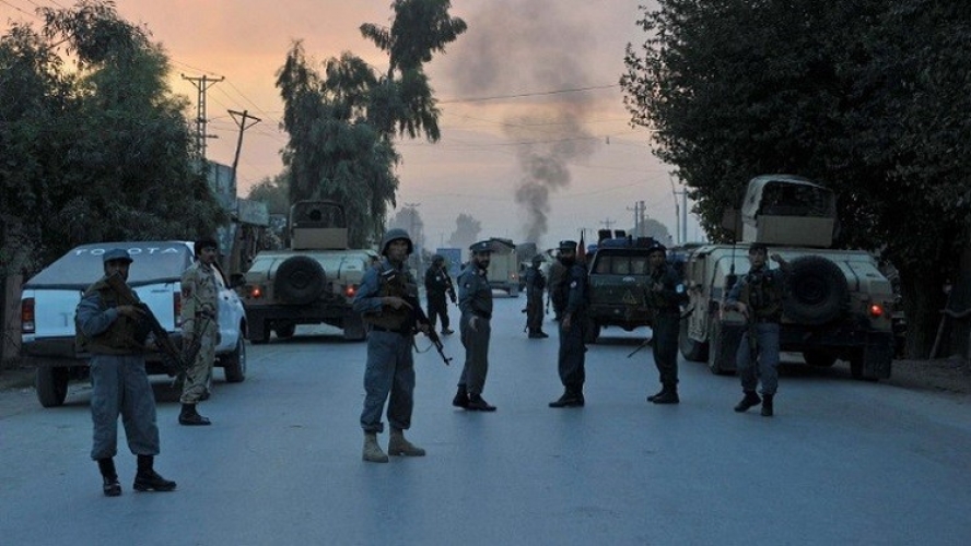 إصابة العشرات في انفجارين ضربا العاصمة الأفغانية.
