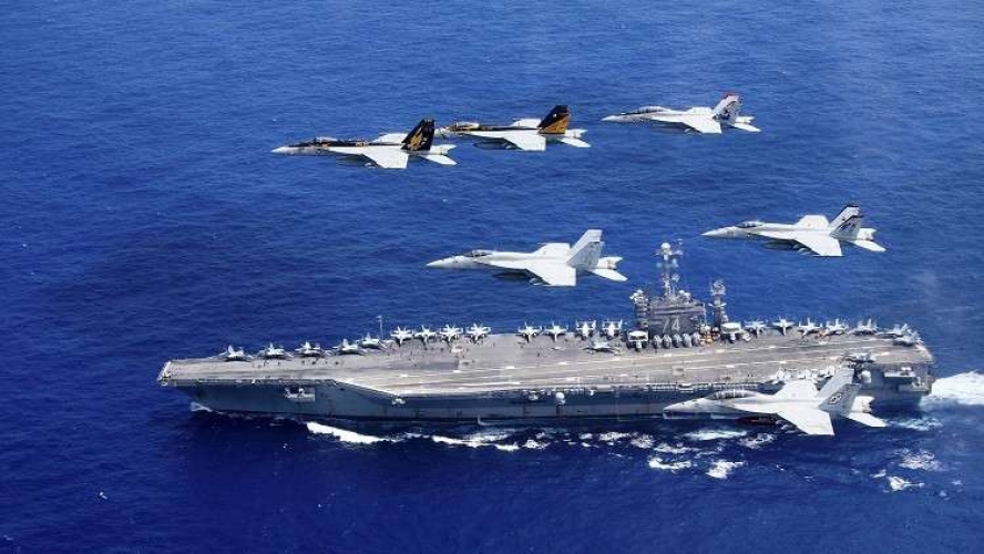 البحرية الأمريكية: نشر حاملة الطائرات في الخليج، لا علاقة له بمقتل زاده