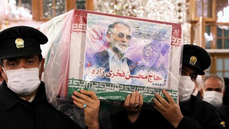 إيران تدفن العالم النووي فخري زاده بشمال طهران.