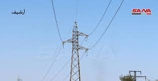 مرتزقة الاحتلال التركي يسرقون أعمدة الكهرباء لشبكة التوتر العالي في منطقة أبو راسين
