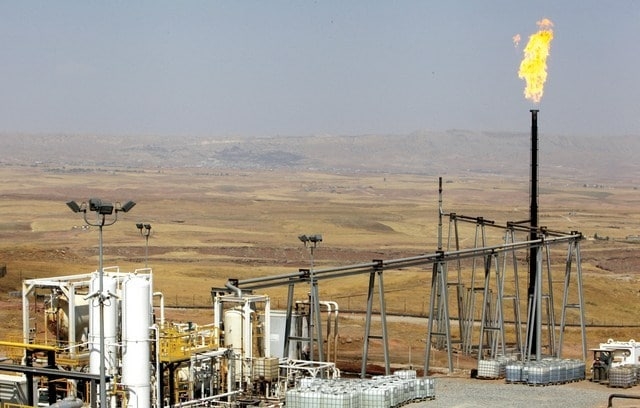 جولة وزارية تفقدية على المنشآت النفطية بدير الزور