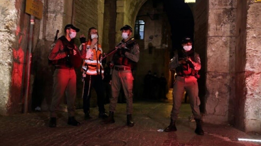 إصابة جندي إسرائيلي على يد شاب فلسطيني في القدس