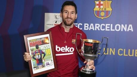 ميسي يتوج بجائزة أفضل هداف في الدوري الإسباني