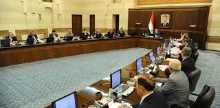 الحكومة: تحسن تدريجي في تأمين المشتقات النفطية و توافق على آلية استجرار لقاح كورونا   