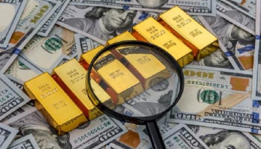 ارتفاع الذهب على حساب تراجع الدولار والسندات الأمريكية