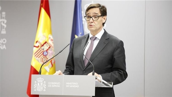 الحكومة الإسبانية تستبعد إغلاقا جديدا لاحتواء الموجة الثالثة من كوفيد-19