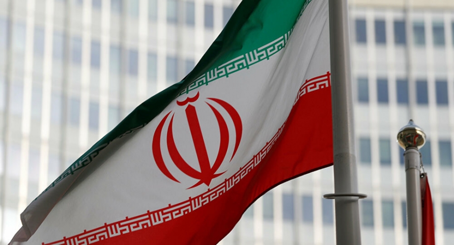 طهران تلوح بتوقيف العمل بالبروتوكول الإضافي 