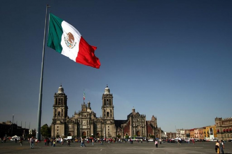 المكسيك تجيز الاستخدام الطارئ للقاح 