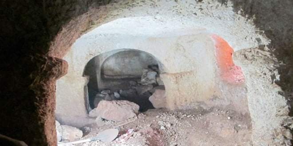 مدفن روماني أثناء حفريات لإشادة بناء باللاذقية