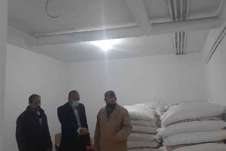 حمص.. العثور على 6 طن من مادة السكر داخل منزل مديرة إحدى صالات السورية للتجارة 