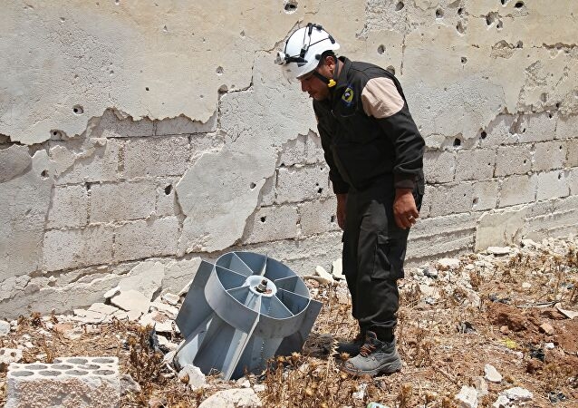 حميميم: الإرهابيون في إدلب يخططون لمحاكاة هجوم كيماوي و تكشف مكان الحاويات