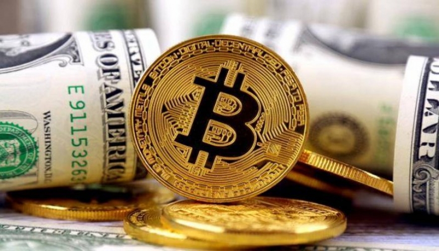 بتكوين تحلق وتتخطى 58 ألف دولار