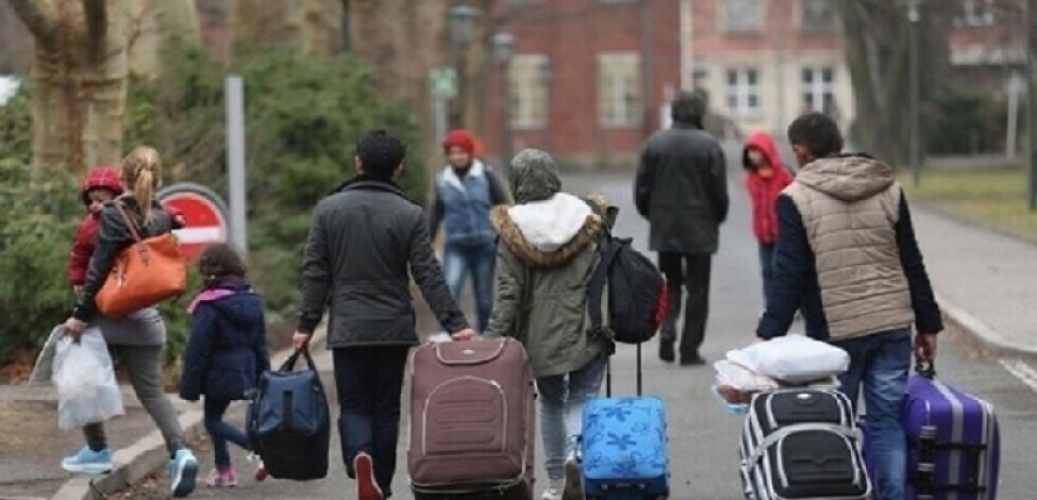 الدنمارك تجرد حوالي 100 لاجئ سوري من تصاريح الإقامة