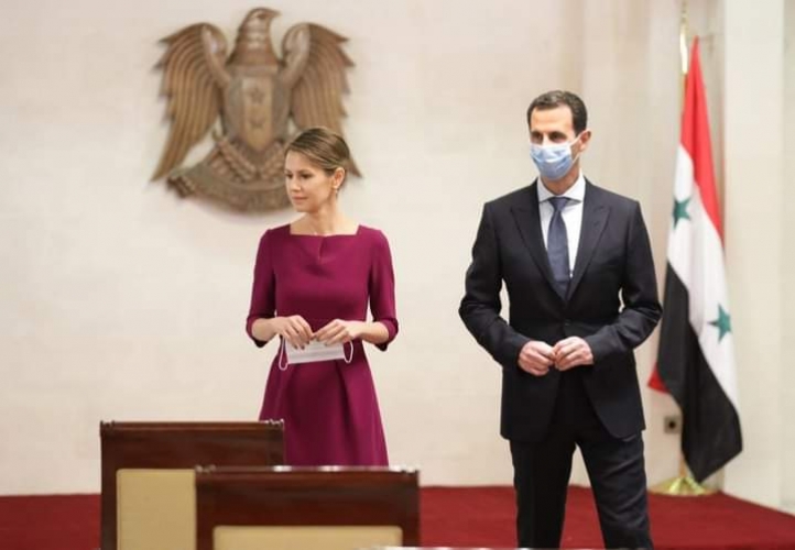 الرئيس الأسد والسيدة أسماء الأسد مصابان بكوفيد 19 وهما بصحة جيدة وحالتهما مستقرة