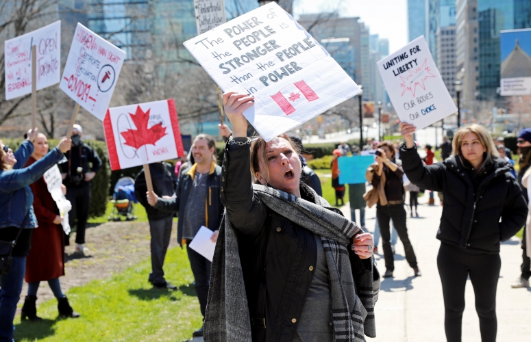 كندا.. الآلاف يتظاهرون في مونتريال ضد قيود الحظر