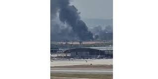 اندلاع حريق ضخم قرب مطار بن غوريون في فلسطين المحتلة