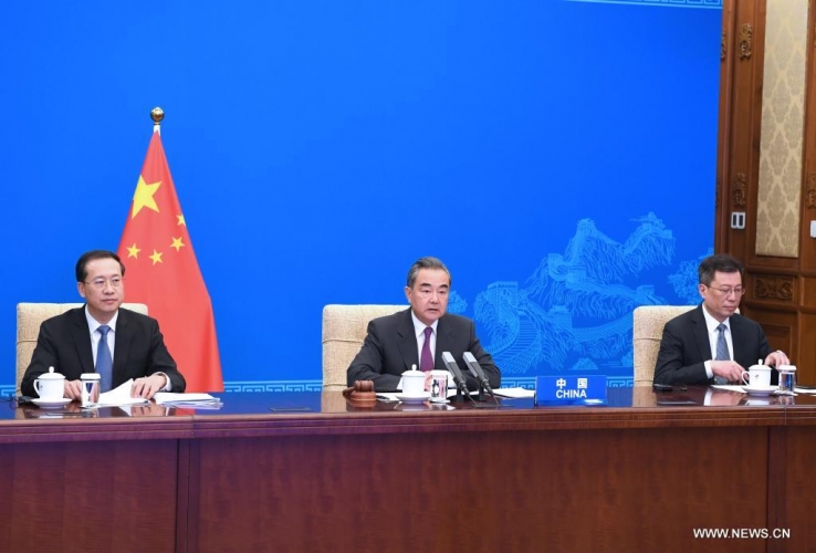 وزير الخارجية الصيني يطرح أربعة مقترحات لممارسة التعددية الحقيقية
