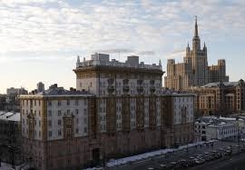 السفارة الأميركية بموسكو: روسيا ترجئ تنفيذ قرار حظر توظيف أجانب بالسفارة