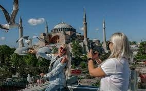 غياب السياح الروس يكلف تركيا أكثر من ملياري دولار 