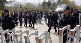 تركيا .. حملة إعتقالات تطال عشرات من ضباط الشرطة   