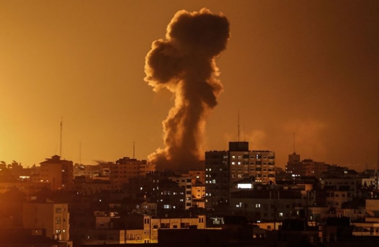جيش العدو الإسرائيلي يشن عدة غارات جوية على قطاع غزة المحاصر