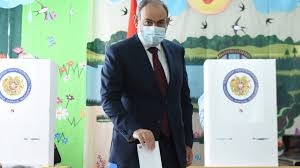 باشينيان يعلن فوزه في الانتخابات البرلمانية في أرمينيا