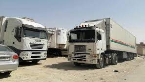 1000 براد خضار مهددة بالتلف في معبر نصيب