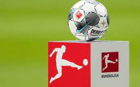 الدوري الألماني: الاحتفاظ بالتبديلات الخمسة وتحديد موعد عودة الجماهير