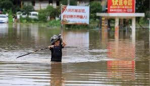 فيضانات شديدة القسوة تضرب الصين.. الرئيس الصيني: وصلنا لمرحلة حرجة