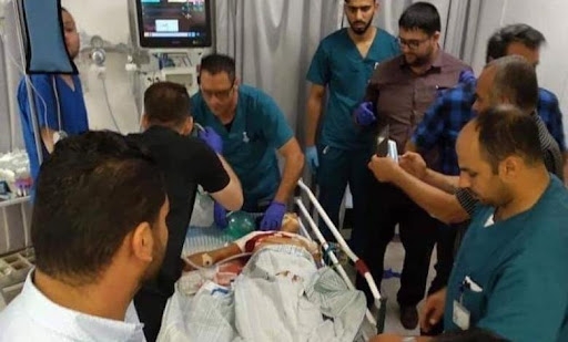إصابة طفل فلسطيني بجراح خطيرة برصاص الاحتلال شمال الخليل
