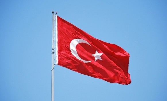 سياسي تركي يكشف الفوائد التي ستجنيها تركيا من التعاون مع سورية..؟