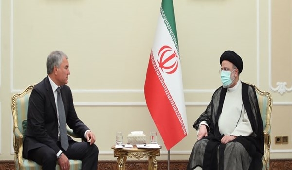 الرئيس الإيراني يحث روسيا على إقرار وثيقة التعاون الشامل