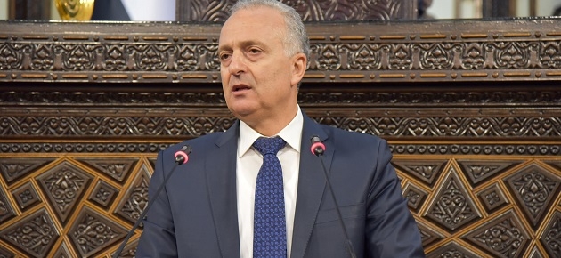 خزيم يكشف لمارياني آثار العقوبات الاقتصادية والحرب الإرهابية على قطاعات النقل