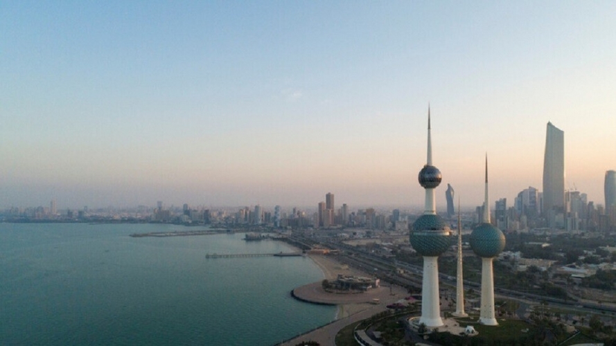 الكويت تنفي استهداف قاعدة أميركية بصواريخ من العراق