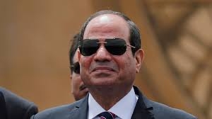 السيسي يصادق على قانون للبحث عن الغاز أقصى شمال مصر