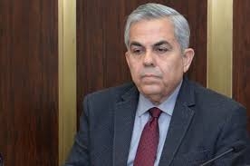 سياسي لبناني لميقاتي: “ما تحزن كتير”.. إدخال النفط هو انتهاك للحصار وليس للسيادة   