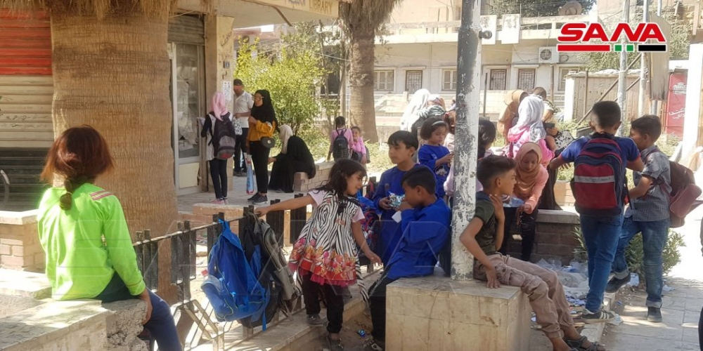 معاناة للأهالي والطلاب في الحسكة بسبب إستيلاء ميليشيا الإحتلال الأمريكي على المدارس   
