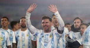 ميسي يقود الأرجنتين للفوز 3-صفر على أوروغواي 