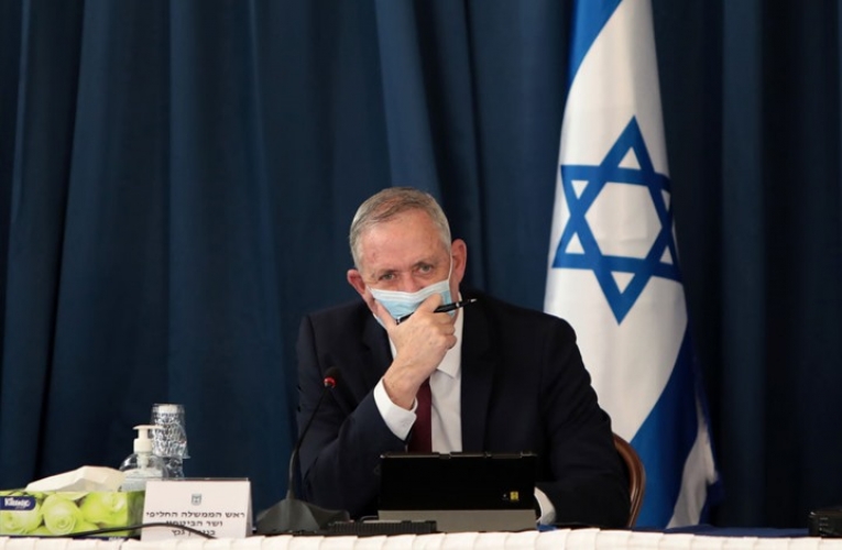 كيان العدو يتهم موظف في منزل وزير الحرب الصهيوني بالتجسس لصالح إيران