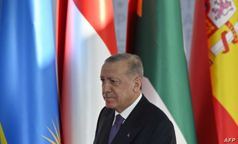 مع إستمرار إنهيار الليرة التركية أردوغان يحمل قوى خارجية المسؤولية